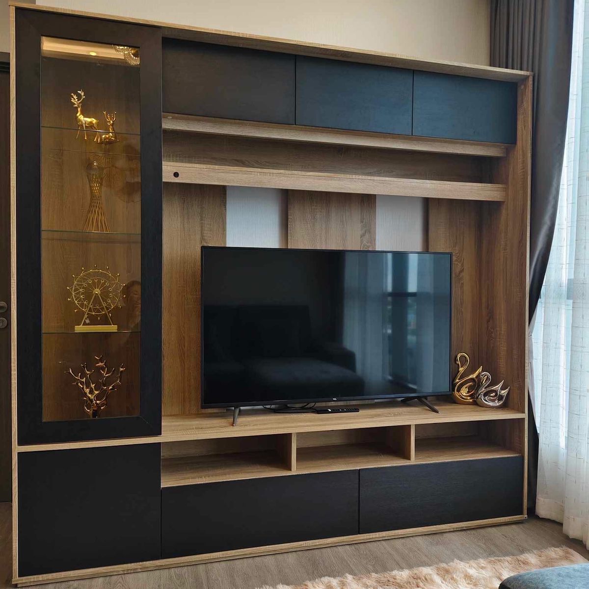 1 Bedroom Fully Furnished Apartment with City View