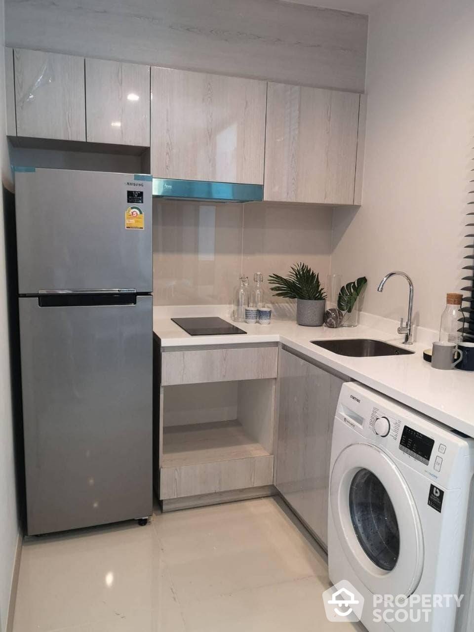 Fully Furnished 1-Bedroom Condo at Life One Wireless