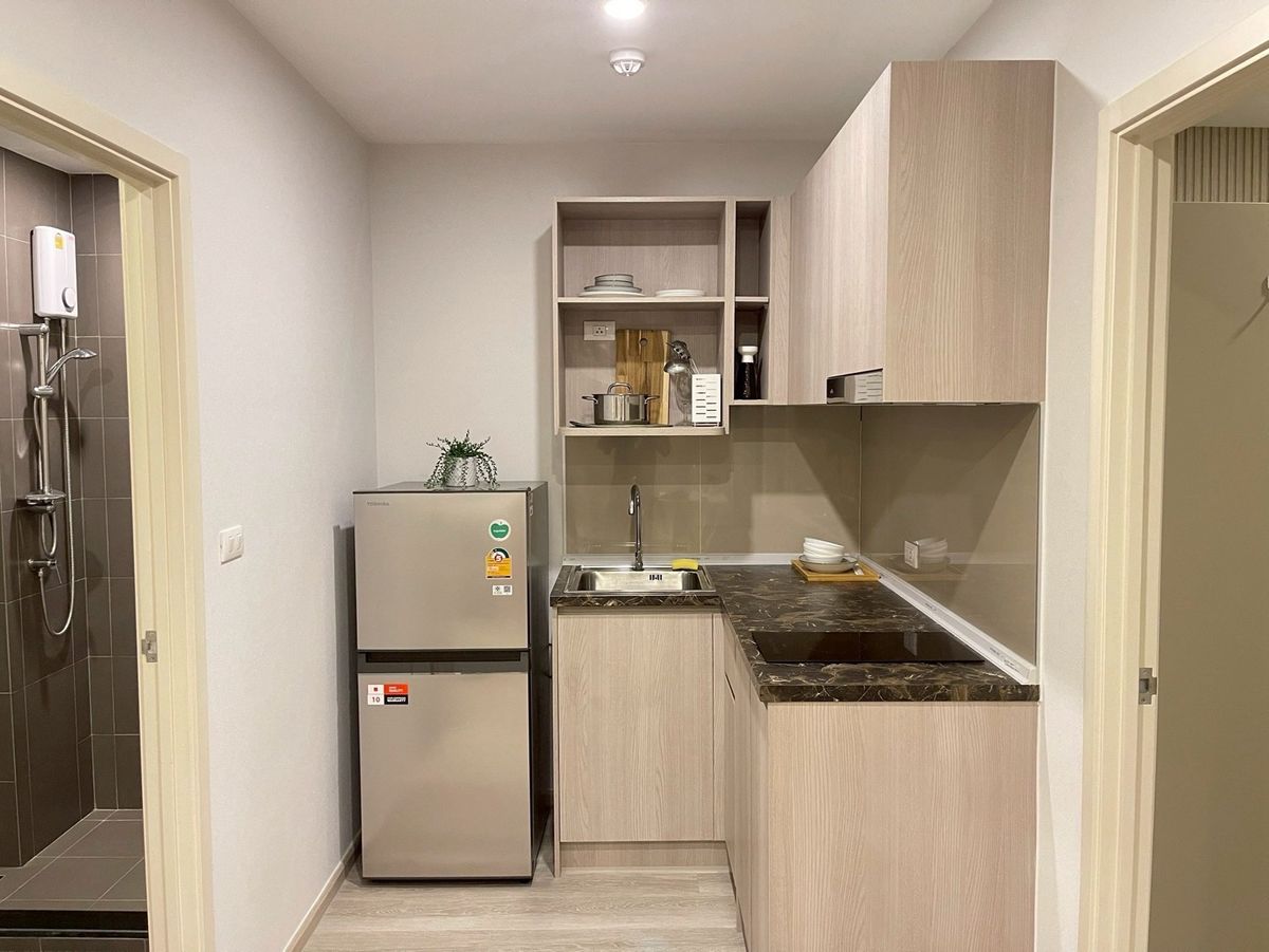 1 Bedroom Apartment near BTS Wutthakat with Full Amenities
