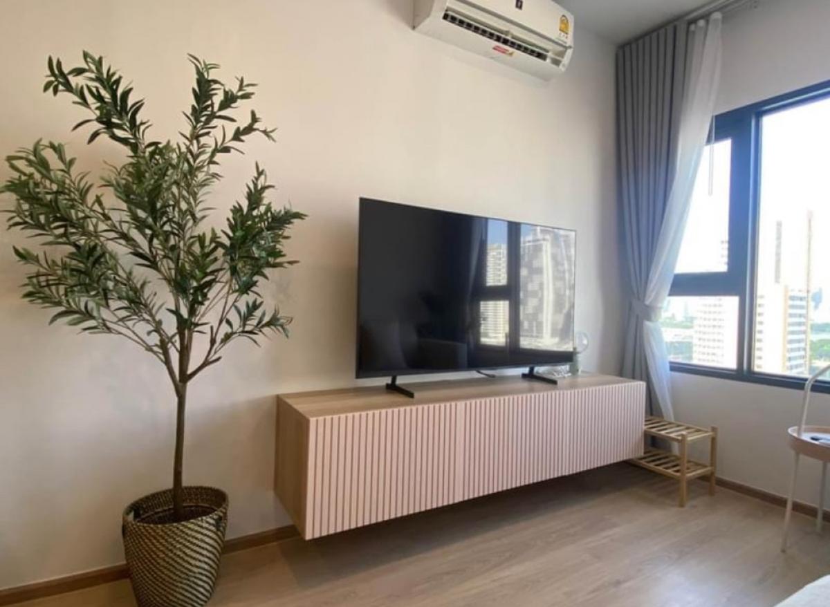 Life Asoke-Rama 4 Condo - Fully Furnished 1-Bedroom Near MRT