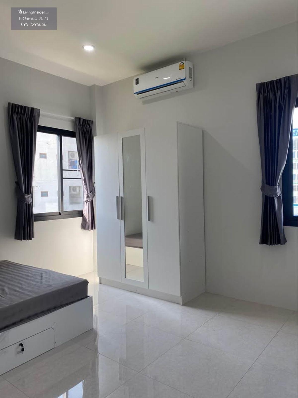 Twin House in Quiet Location with Free Furniture and Amenities