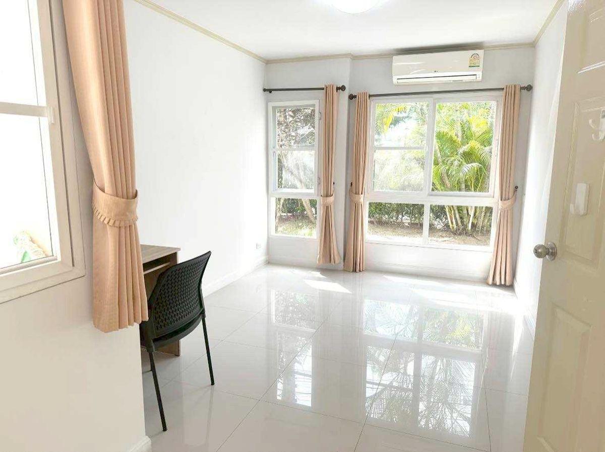 Beautiful 2-Story Villa near Central Festival, Chiang Mai
