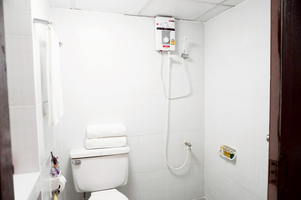 Ratchathewi Ville - Downtown Bangkok Apartment Near BTS Phaya Thai