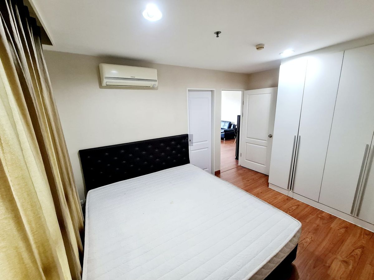 Belle Grand Rama 9 - 2 Bedroom Condo near MRT Rama 9