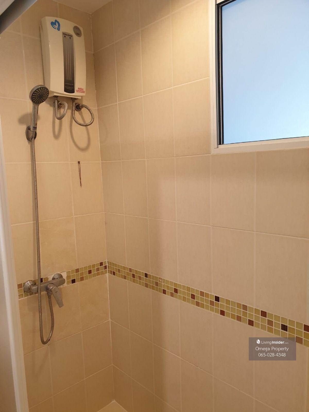 Life @ Thapra 1 Bedroom Condo near BTS Talat Phlu