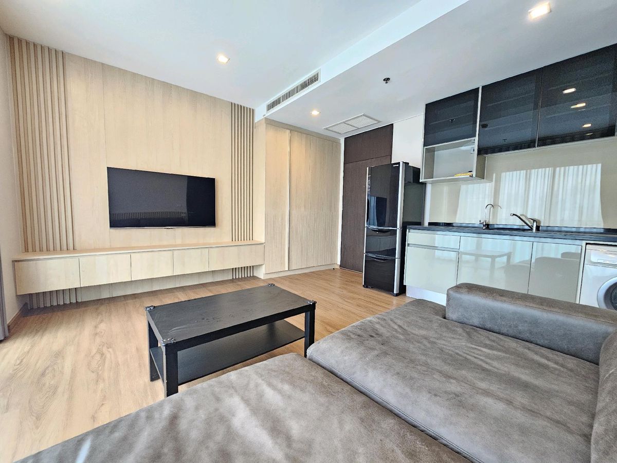BTS Thonglor жанындағы Noble Remix Condo - Заманауи 1 бөлмелі пәтер