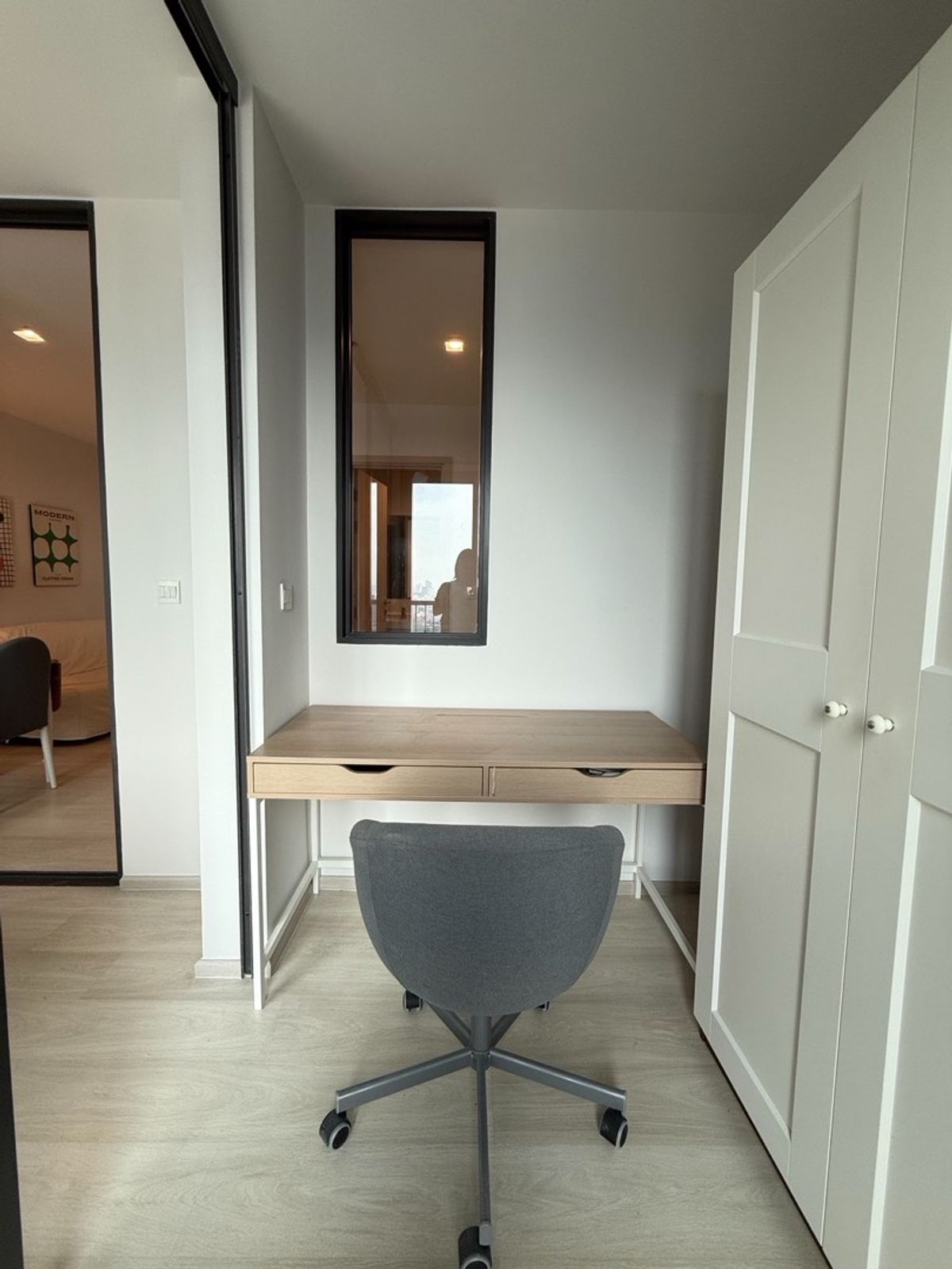 1 Bedroom Condo at Life One Wireless, 35 SQM, 28th Floor