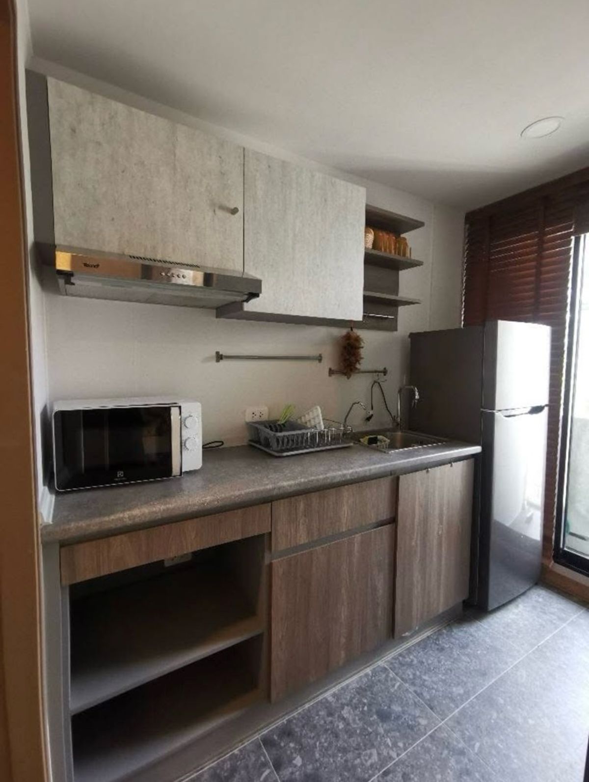 The Cube Loft Srinakarin-Thepharak Condo Near MRT