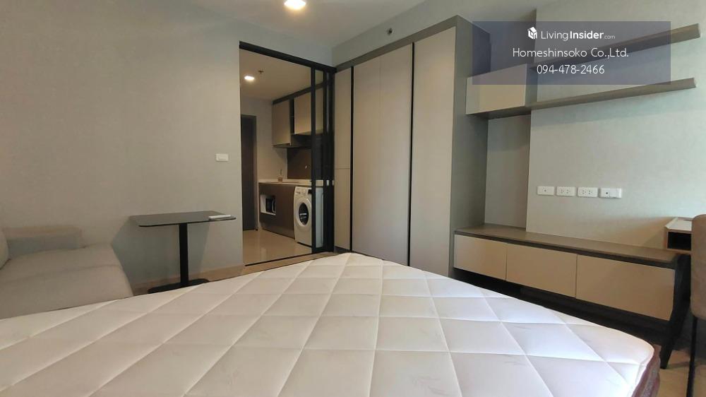 Condo near BTS Wongwian Yai with Multiple Facilities
