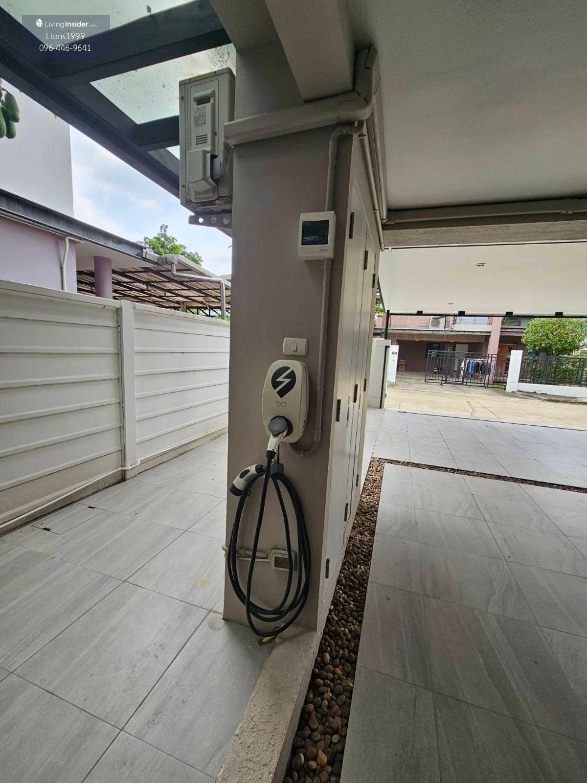 Aqua Divina House near Ramkhamhaeng - Spacious 3-Bedroom Rental