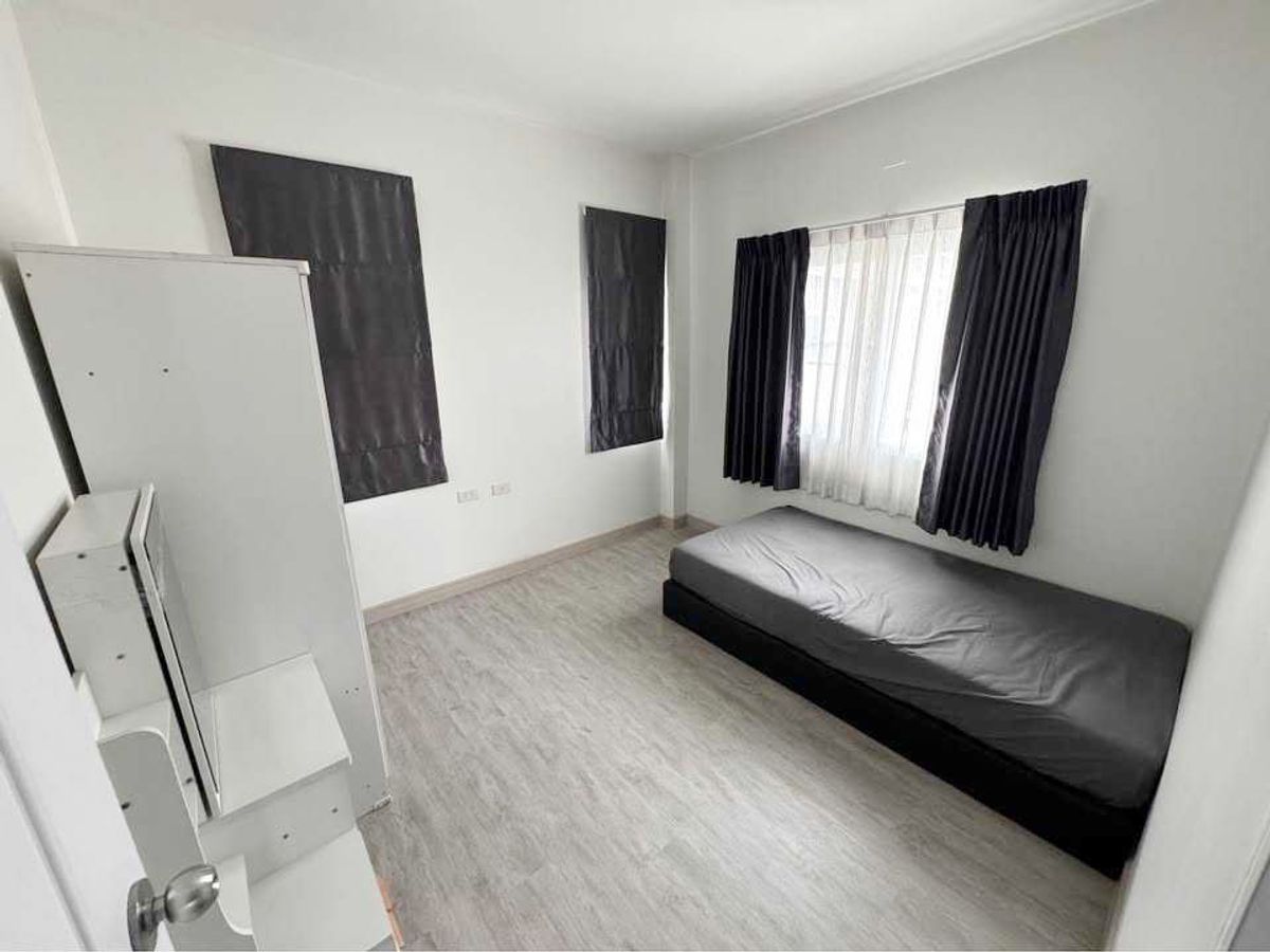 2-Story Villa near German Christian School in Chiang Mai