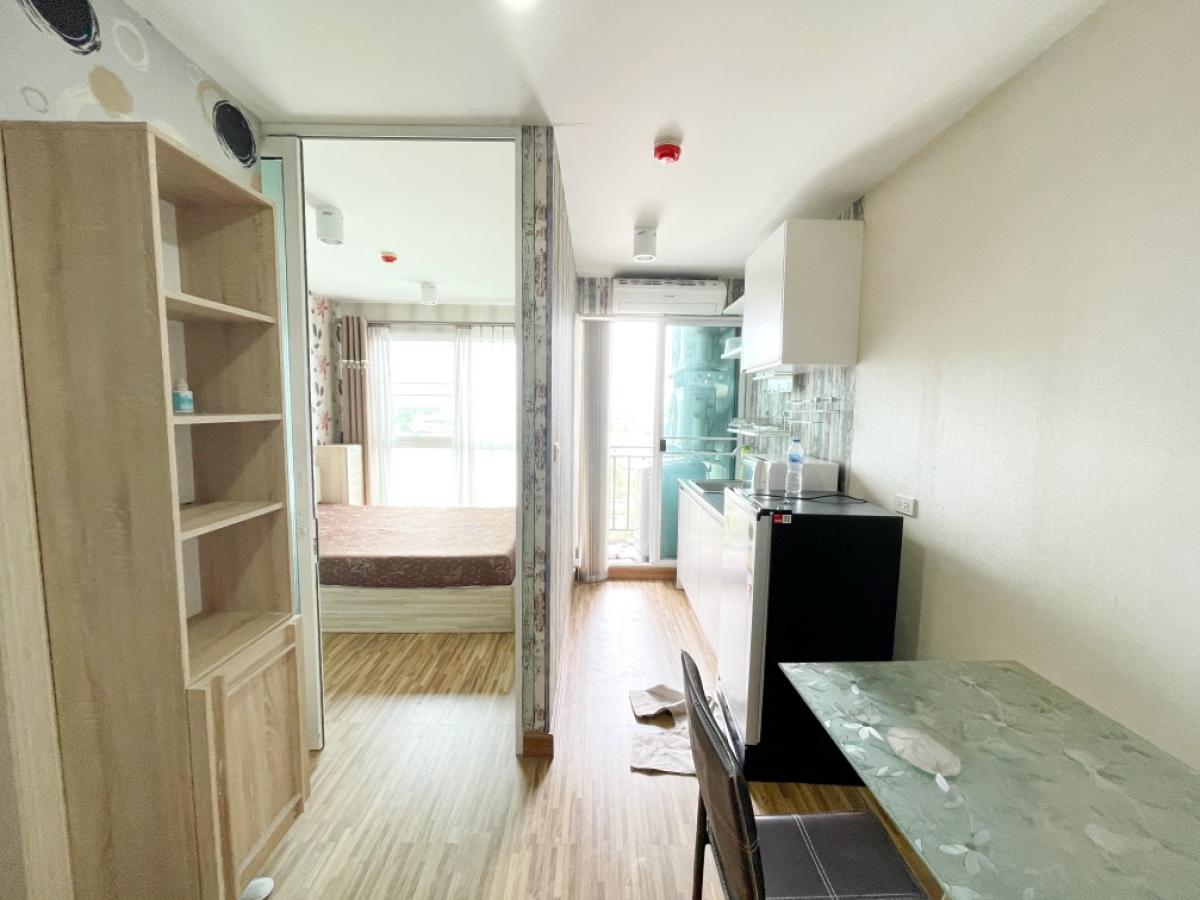 Spacious Studio Apartment near MRT Khlong Bang Phai