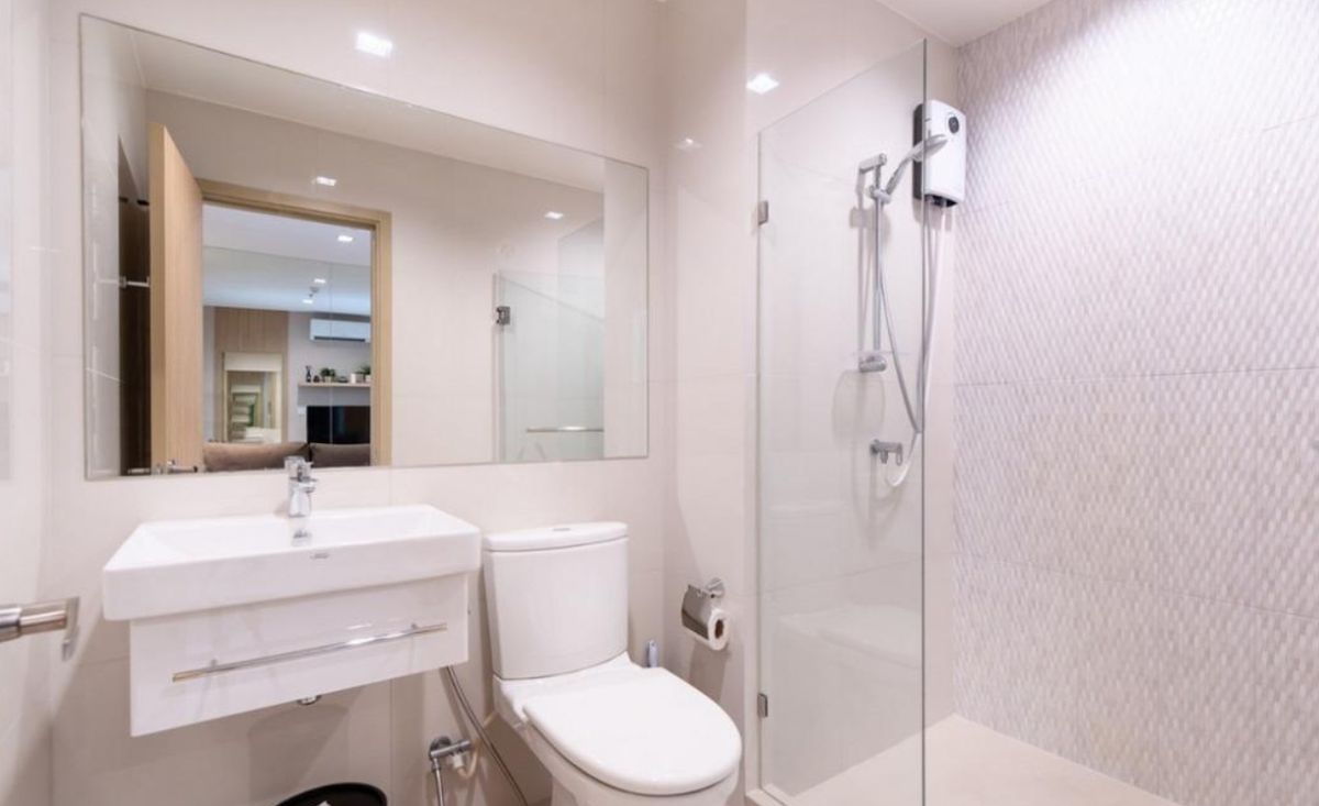 1 Bedroom Compact Apartment with City View
