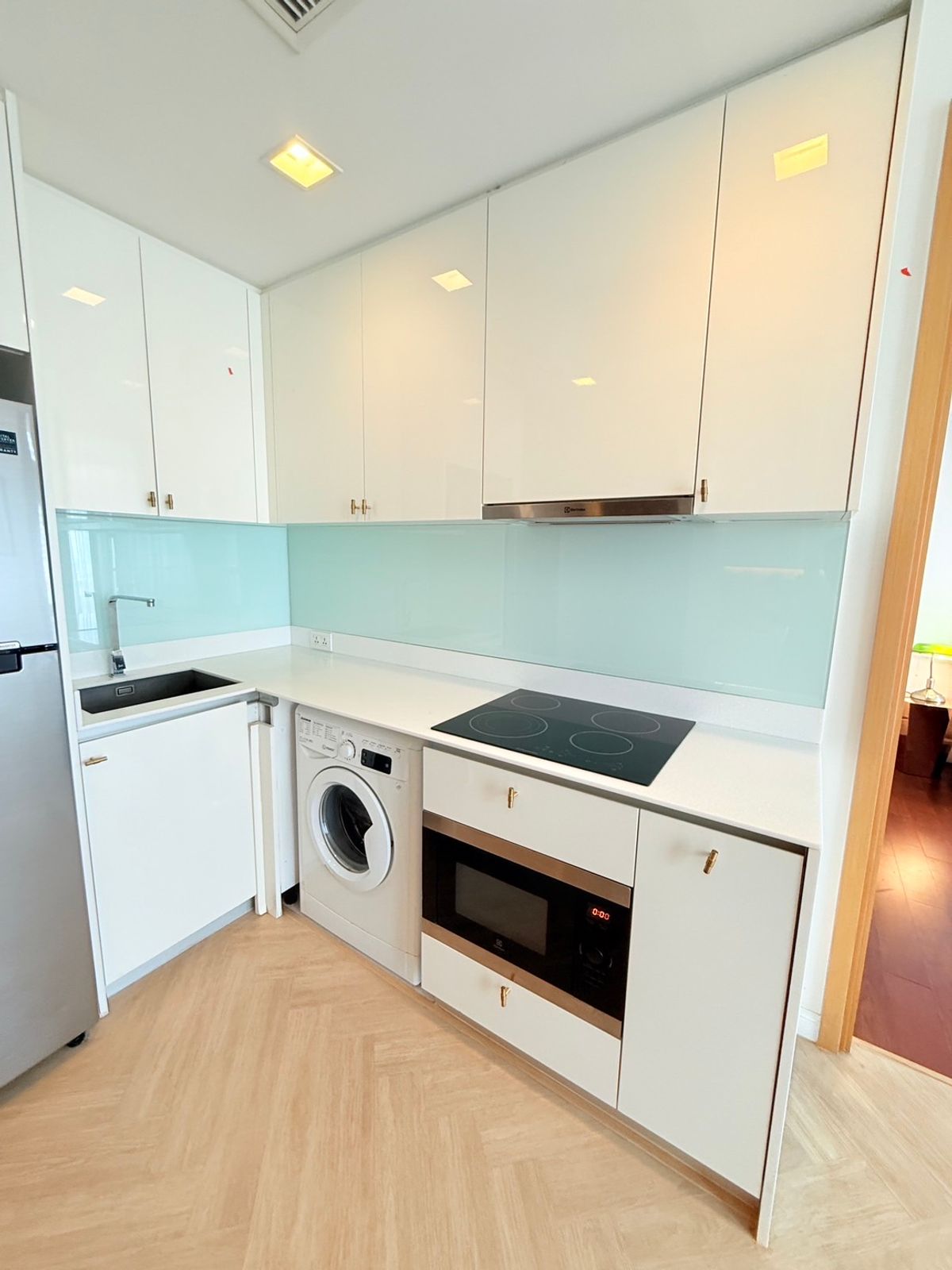 Hyde Sukhumvit 11 - City Center Condo with Stunning Views