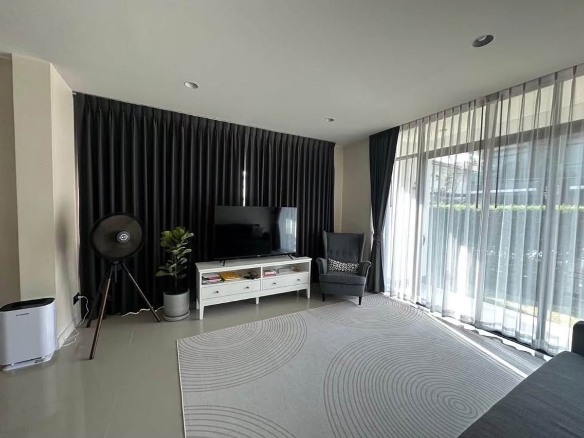 Fully Furnished Single Home near ARL Thap Chang Station