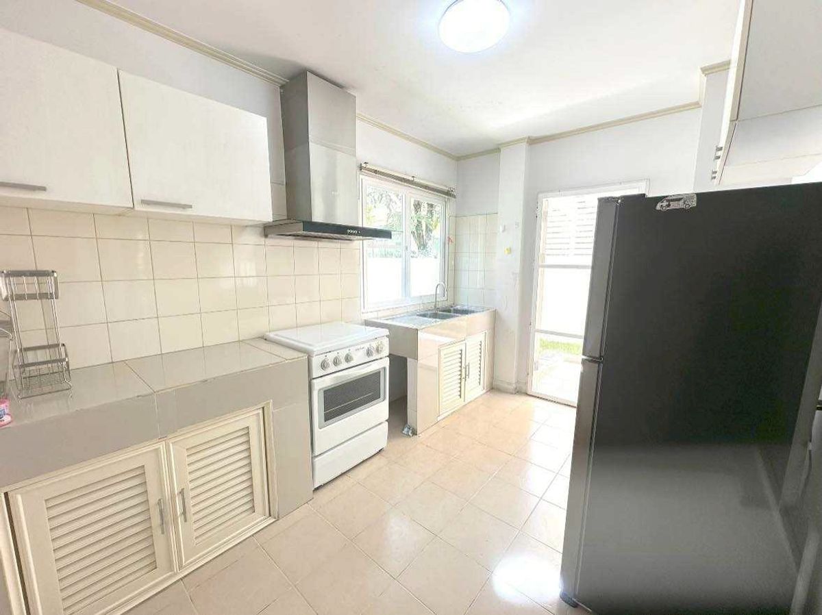 Beautiful 2-Story Villa near Central Festival, Chiang Mai