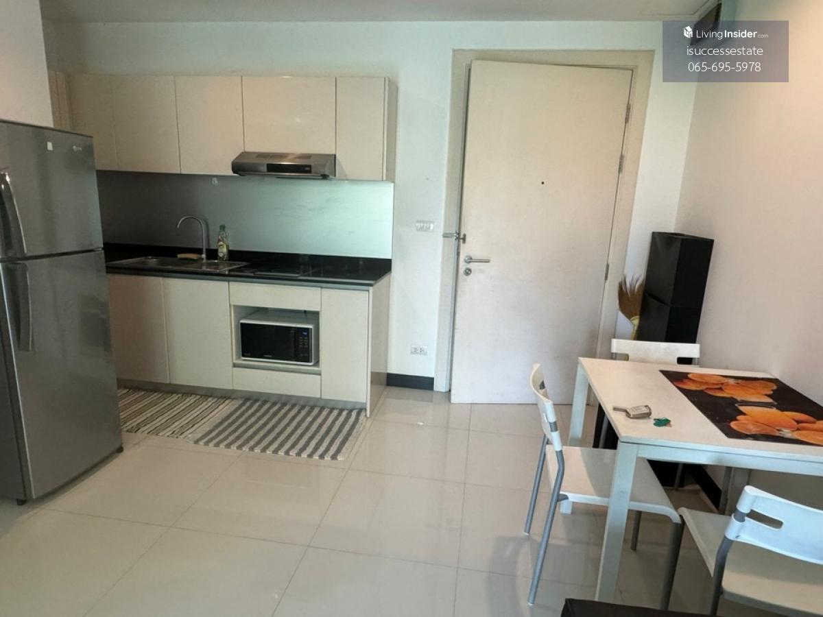 Vogue Sukhumvit 16 - 1-комнатная квартира рядом с BTS Asoke
