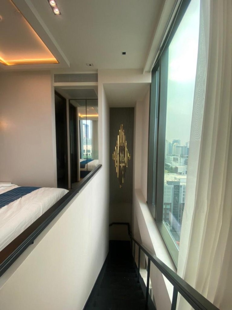 28 Chidlom 1Bed Duplex High Floor with Beautiful View