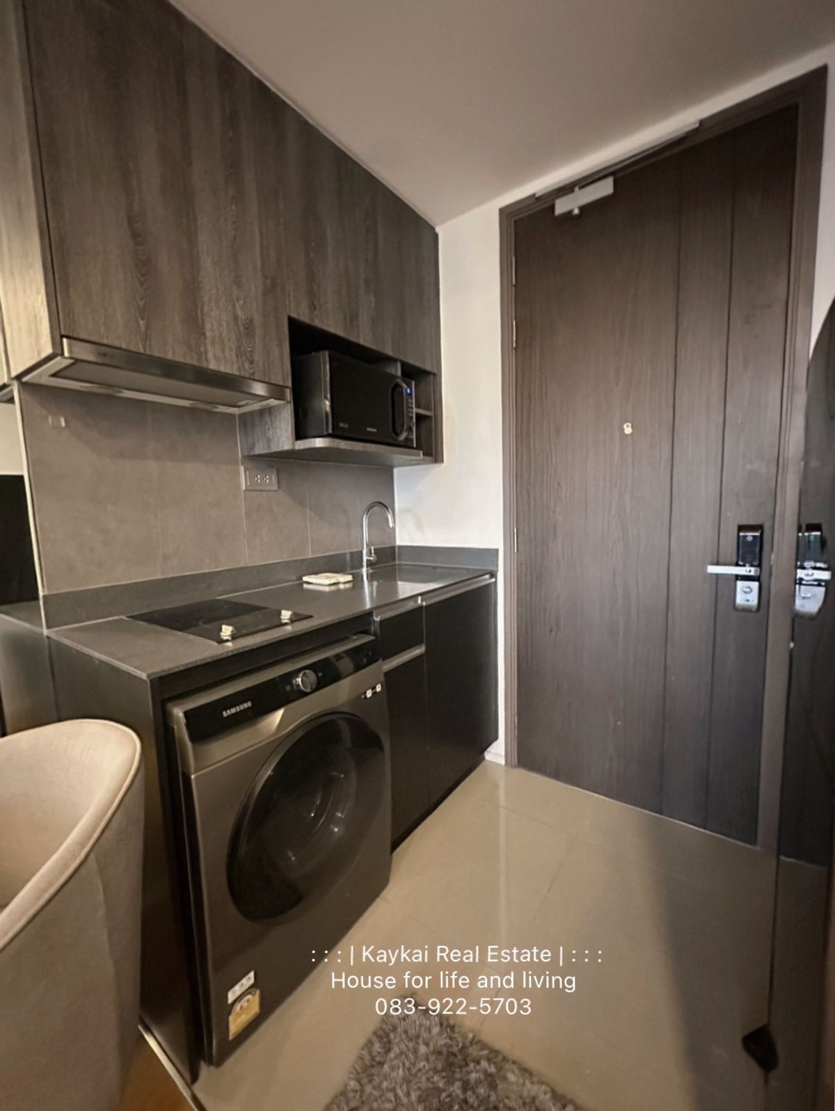 1-кімнатна квартира в Ashton Chula Silom, нижній поверх, поруч із Сіамом і Сам'яном
