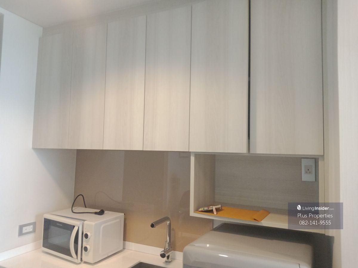 Beautiful 1-bedroom apartment at The Lumpiny 24 near BTS Phrom Phong