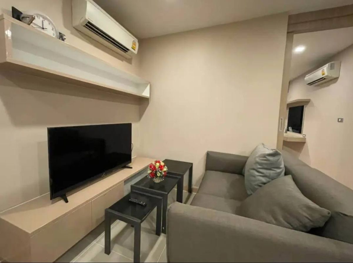 1 Bedroom Condo near BTS Ekkamai, Fully Furnished