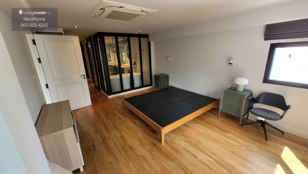 Icon 2 Condo - Spacious 2 Bedroom in Sukhumvit near Thonglor BTS