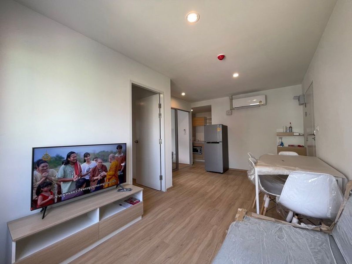New Condo in Sena Kit Krung-Lat Krabang with Complete Furniture