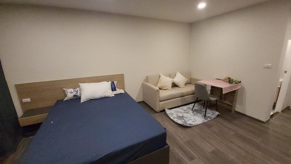 Brand New Flexi Sathon-Charoen Nakhon Rental Room