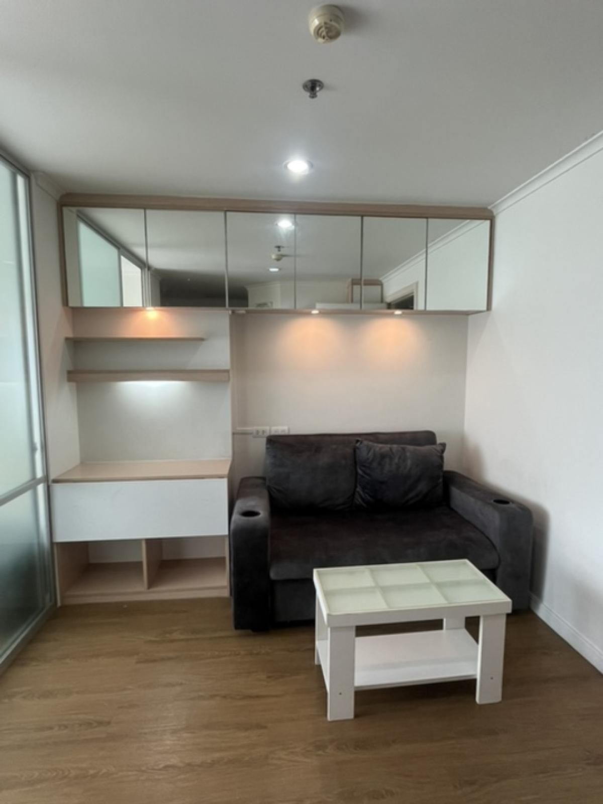 Lumpini Place Rama 4 - BTS Ekkamai маңындағы Kluaynamthai кондо