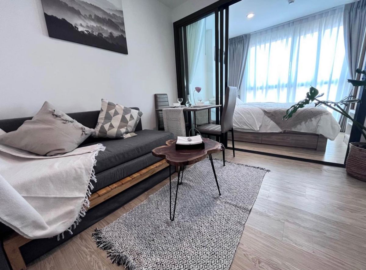 Life Asoke-Rama 9 - 2 Bed Condo near MRT Phra Ram 9