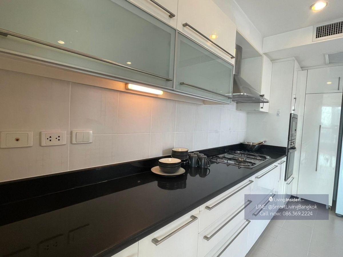 Luxury 3-Bedroom Condo Near BTS Asoke