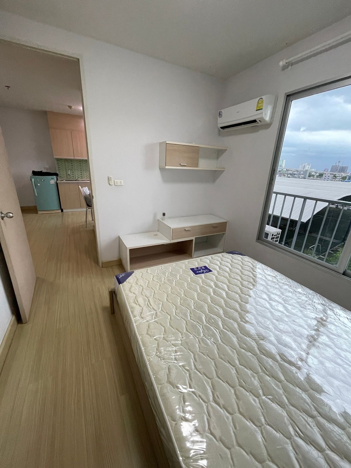 1 Bedroom Condo near MRT Srila Salla, Fully Furnished
