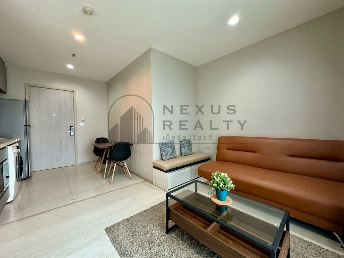 Spacious 1-Bedroom Apartment near BTS Thonglor