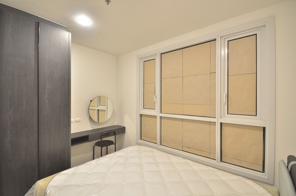 XT Huaikhwang - MRT маңындағы 2 жұмақты, 2 жуынатын бөлмелі пәтер