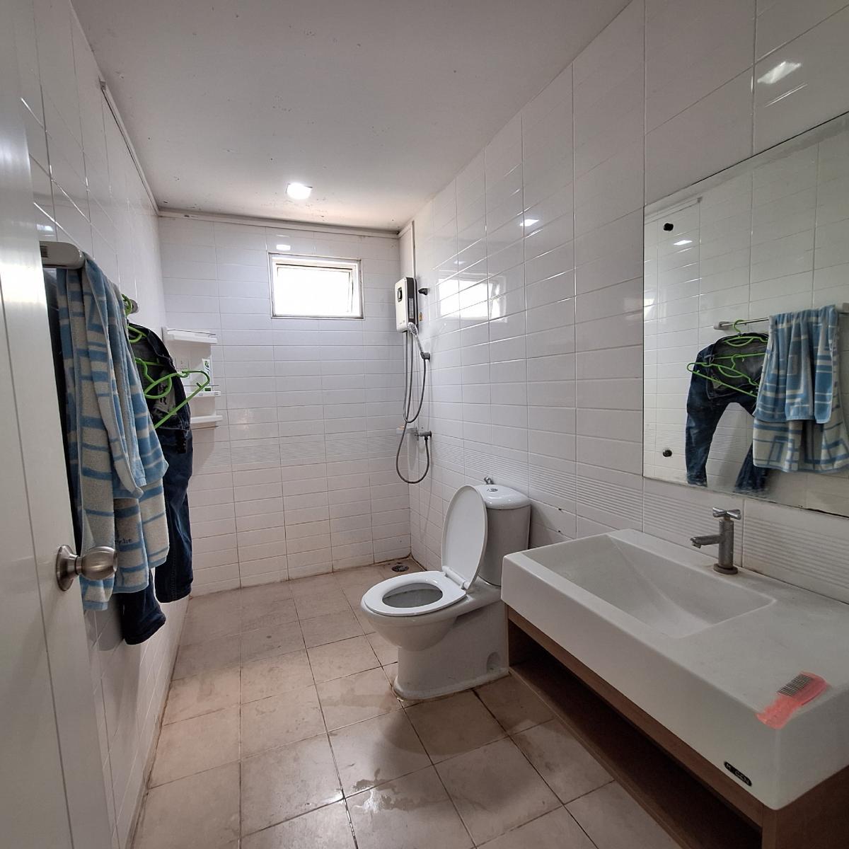Single house in Pruksa Village 53, spacious with garden