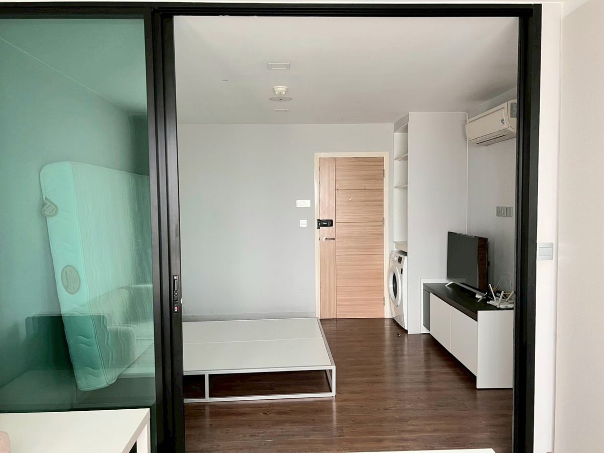 Compact Studio Apartment in Esta Bliss Min Buri