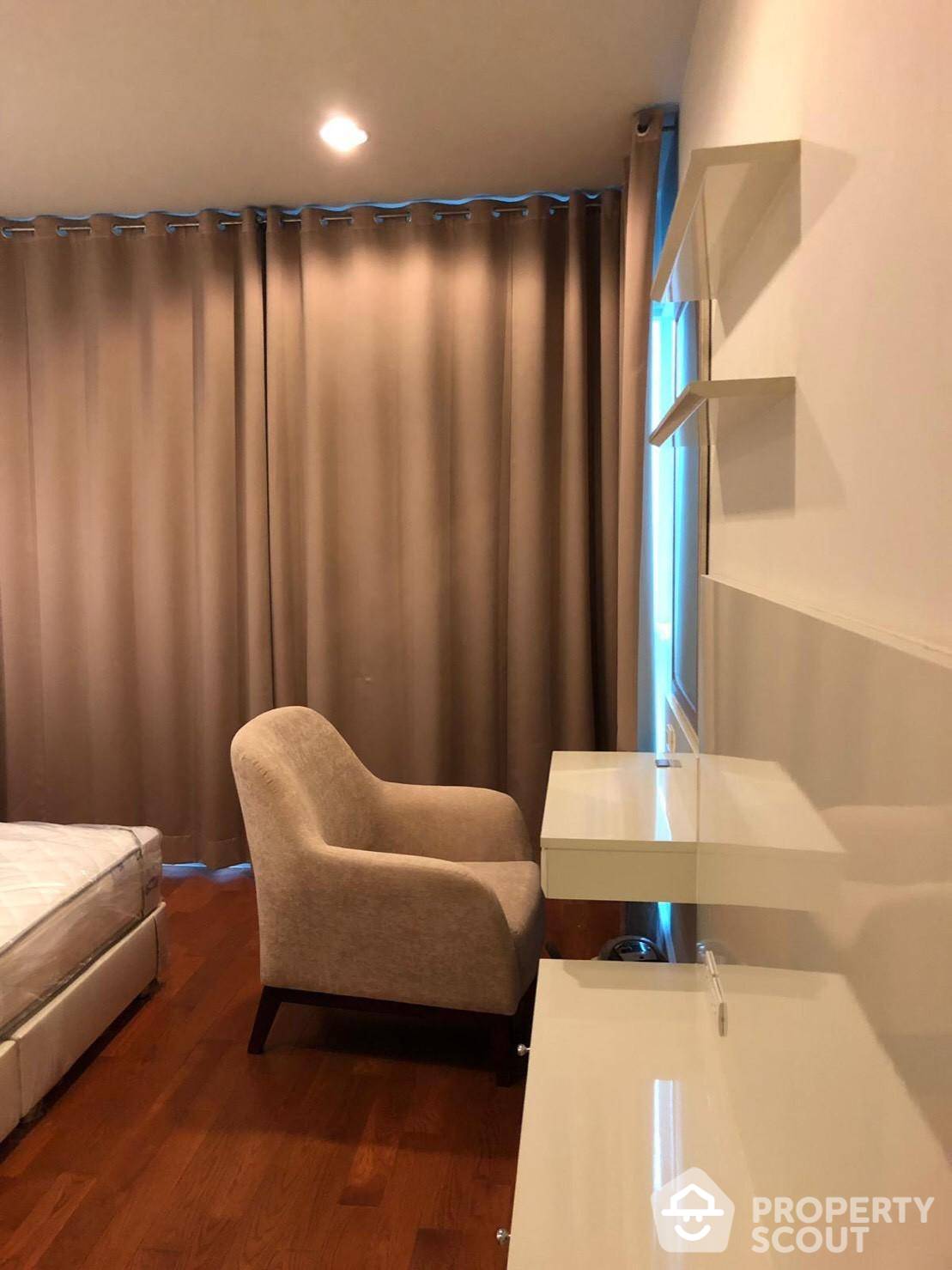 1 Bedroom Condo at The Address Chidlom near BTS Chit Lom
