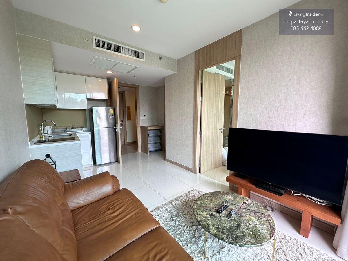 Garden View Condo at The Riviera Wongamat - Prime Location