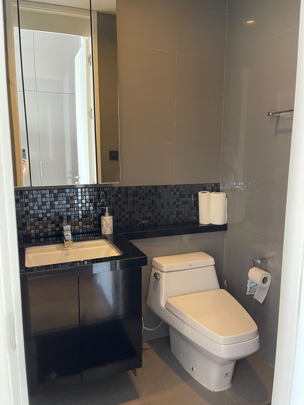 Convenient Apartment with City View and Modern Amenities