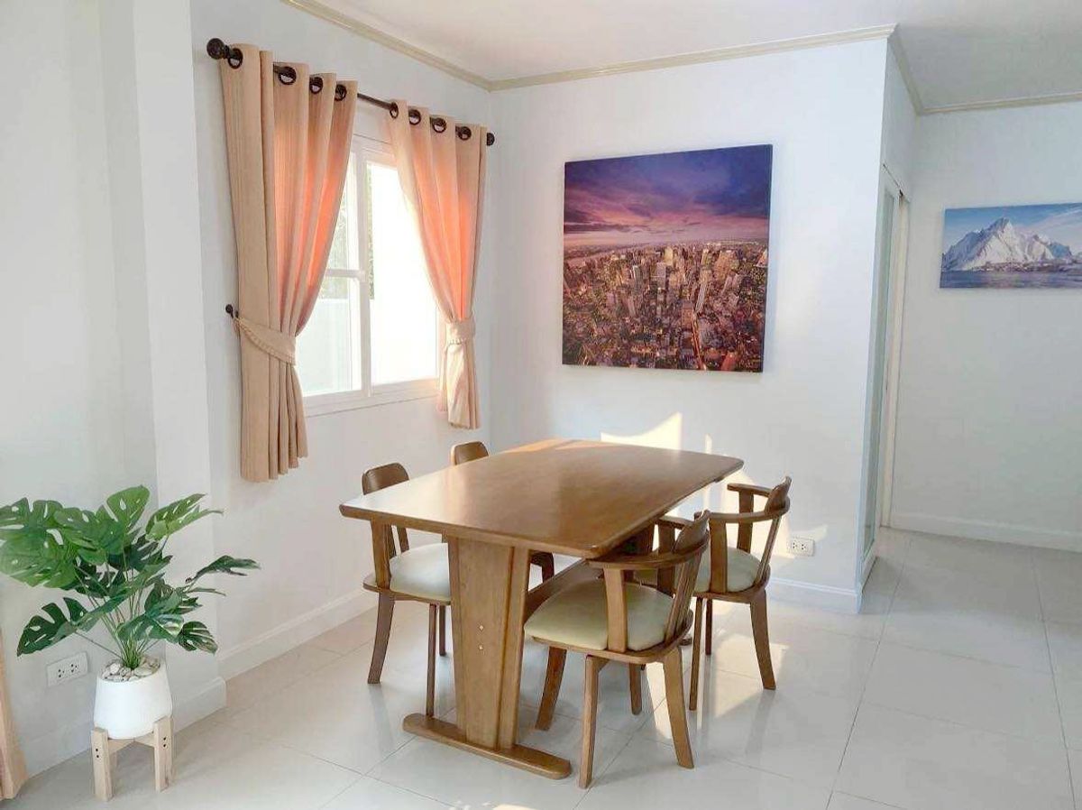 Beautiful 2-Story Villa near Central Festival, Chiang Mai