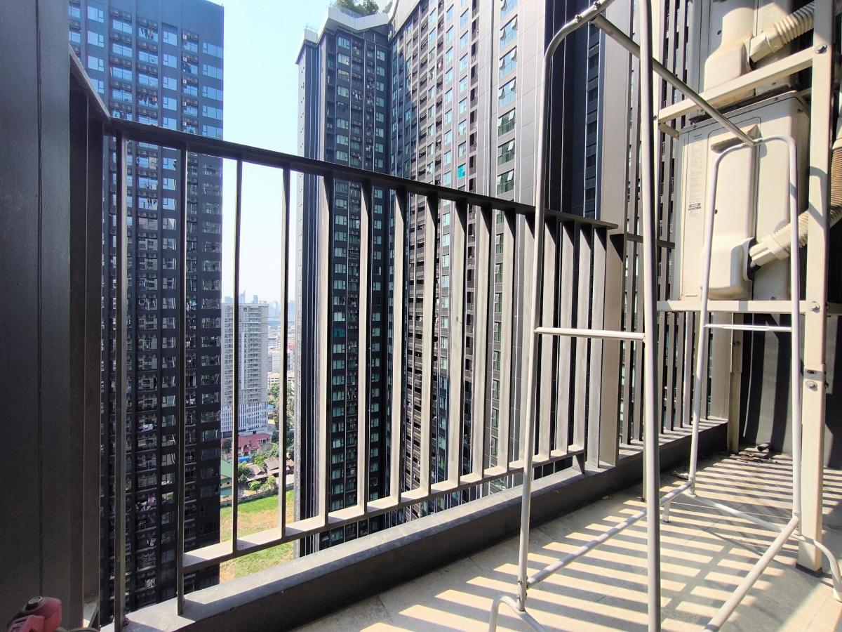 Life Asoke Rama9 - 2-спальная квартира рядом с MRT Rama 9