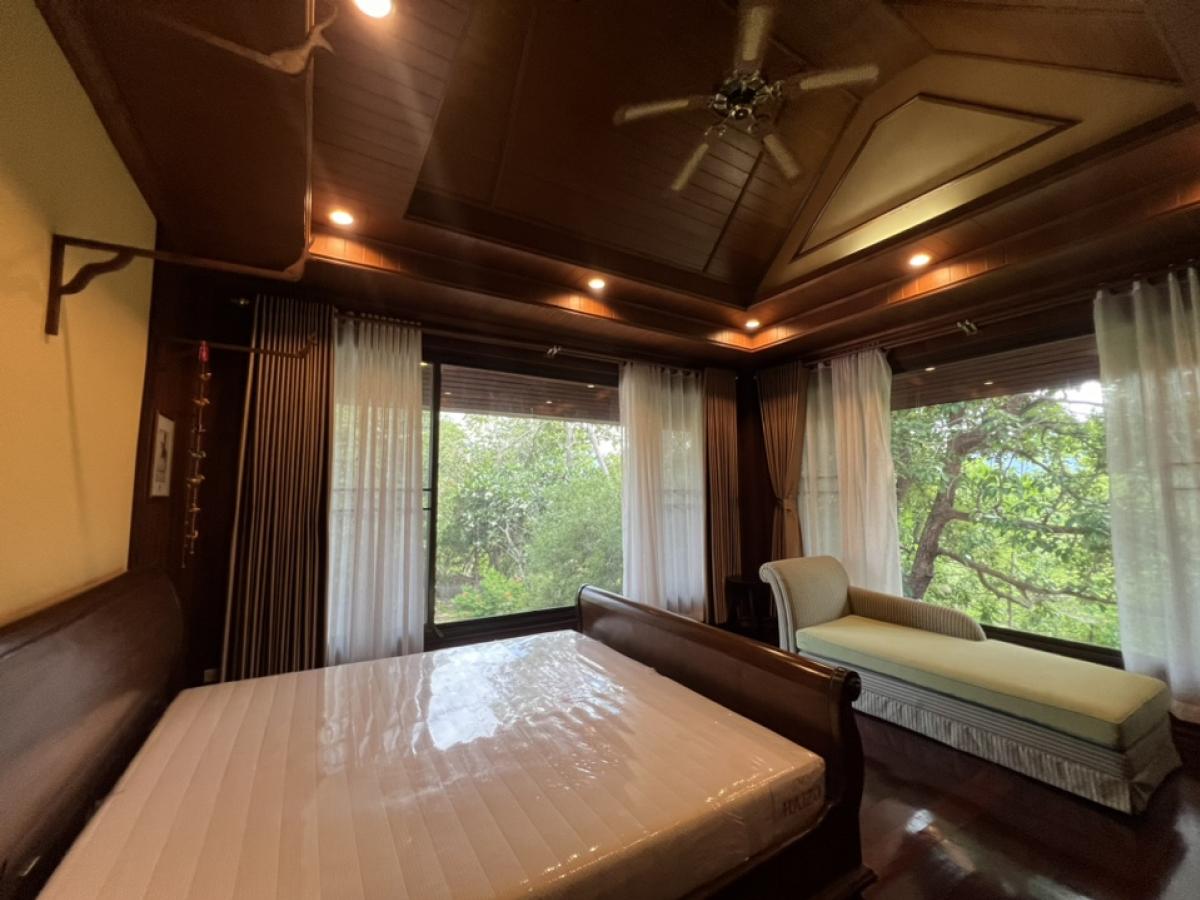 2-Story Wooden House with Pool in Mae Rim, Near Prem International School
