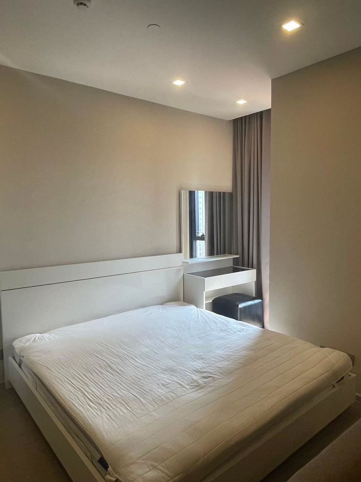 Ashton Asoke: Fully Furnished 1-Bedroom Condo