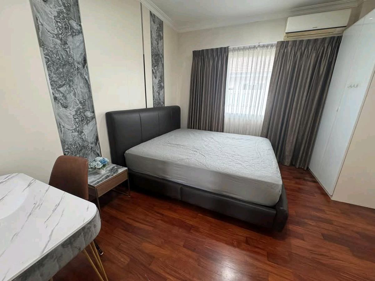 Fully Furnished 2-Story House near Rama 9 with Multiple Amenities