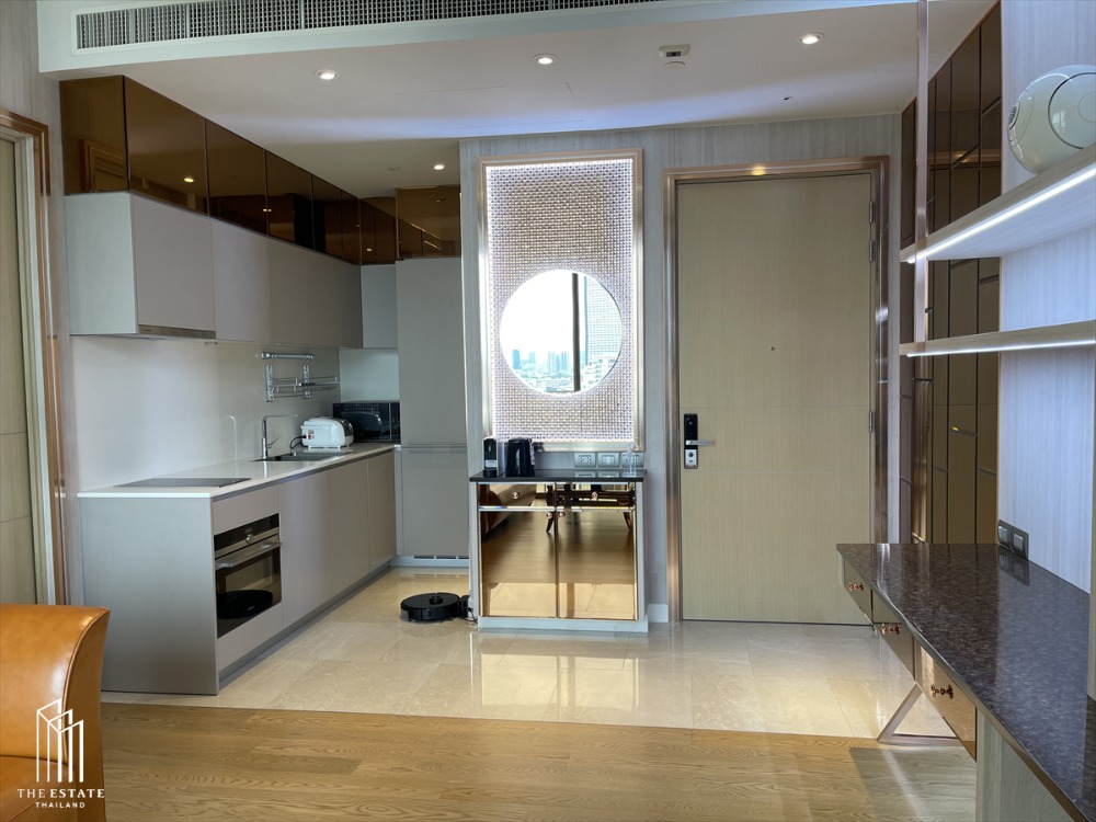 Luxury Waterfront Condo at Magnolias Residences with Chao Phraya River View