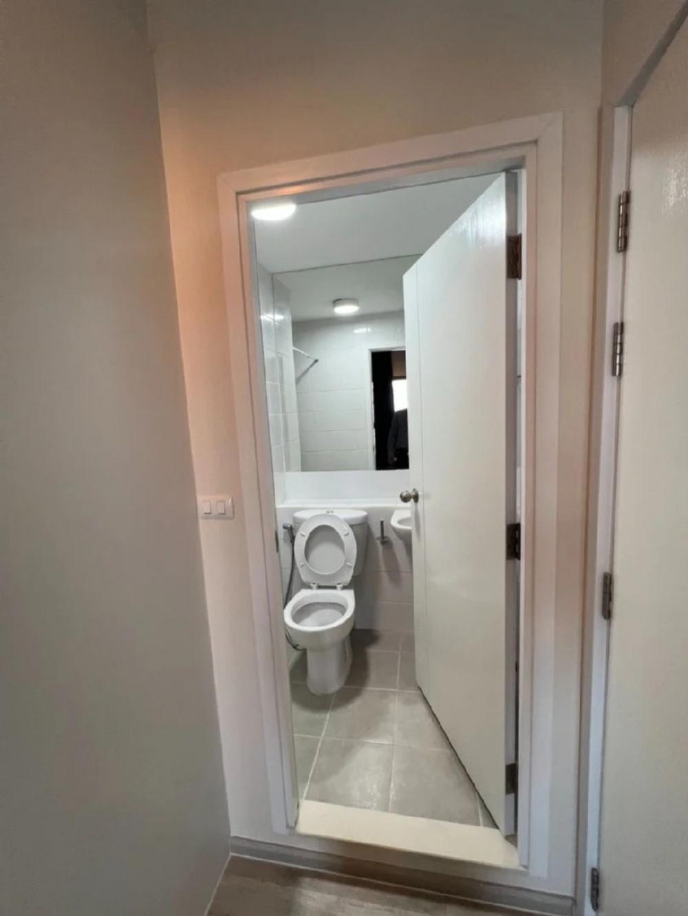 Plum Condo Central Station Phase 2 - 1 Bedroom Apartment