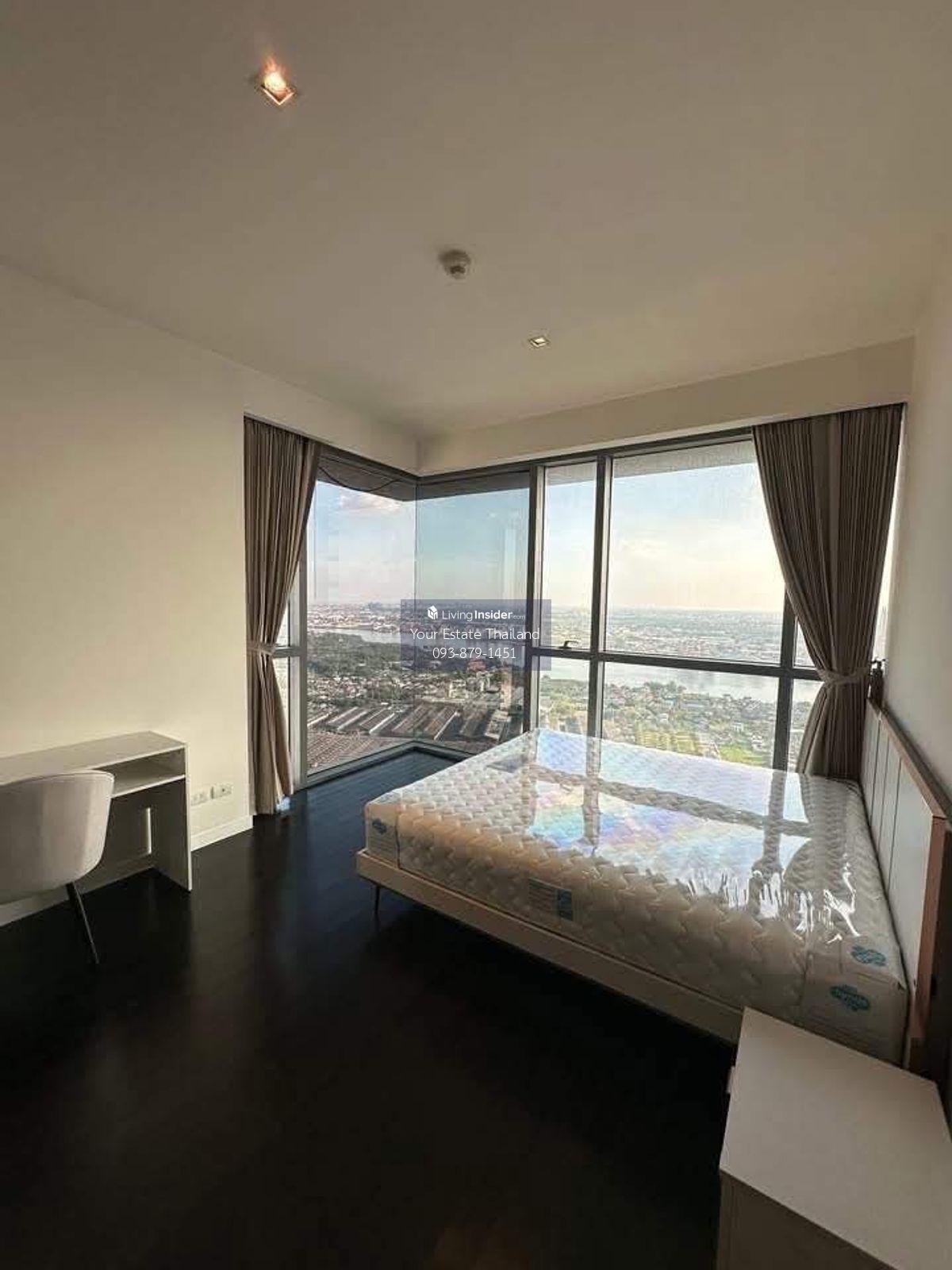 Spacious 2-Bedroom High-Rise Apartment with City Views