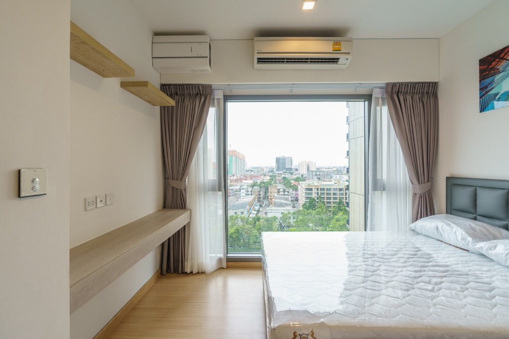 Whizdom Connect Sukhumvit - 1 Bedroom Garden View Condo