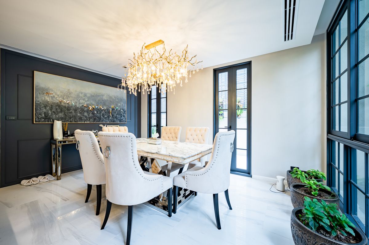 5-Storey Townhouse with Elevator in Sukhumvit 31