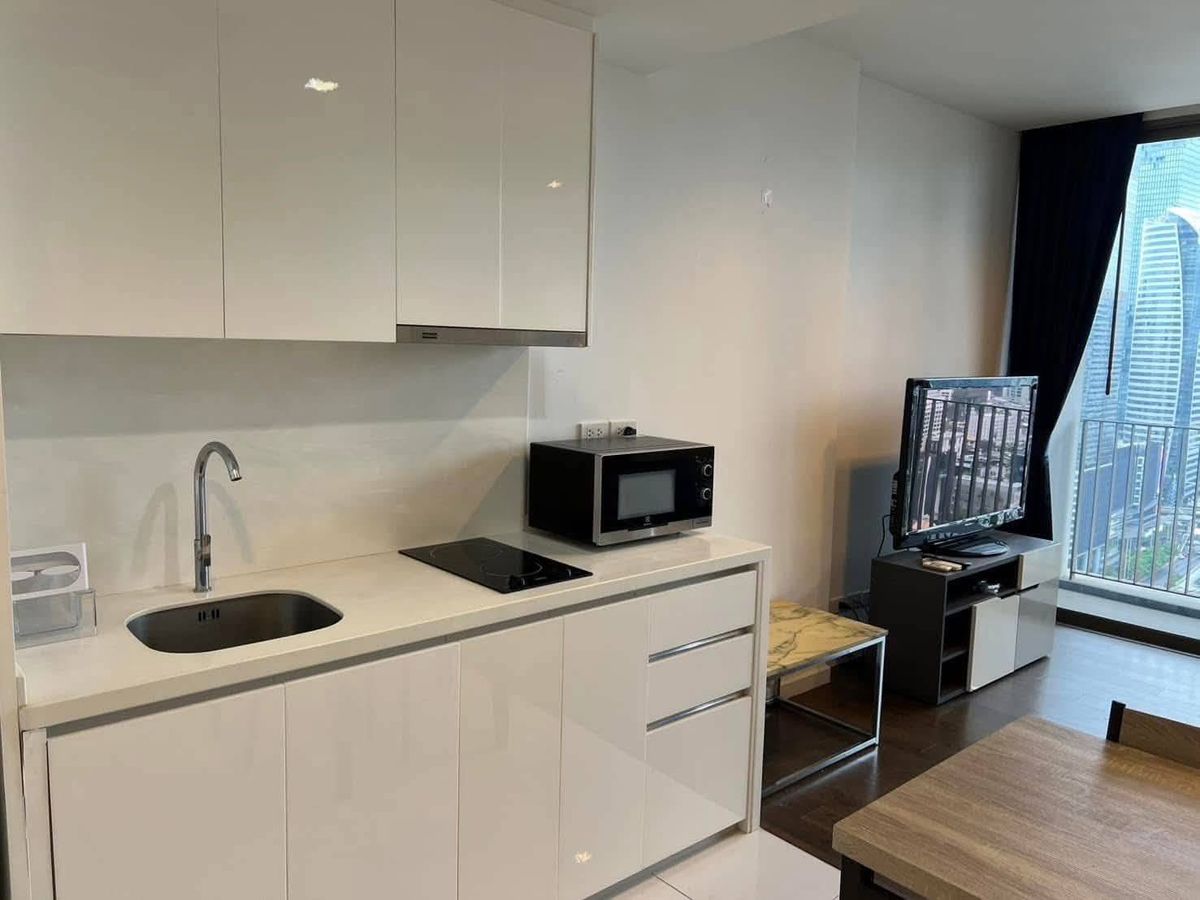 Nara 9 Sathorn - Толық жабдықталған 1 бөлмелі пәтер